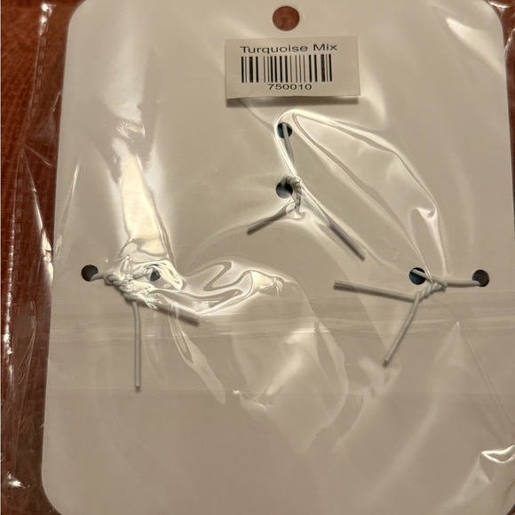 Hotline Charger lightening 3 ft - Picture 4 of 4